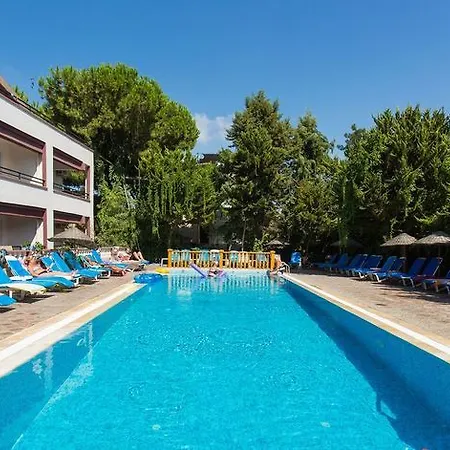 Emre Hotel *